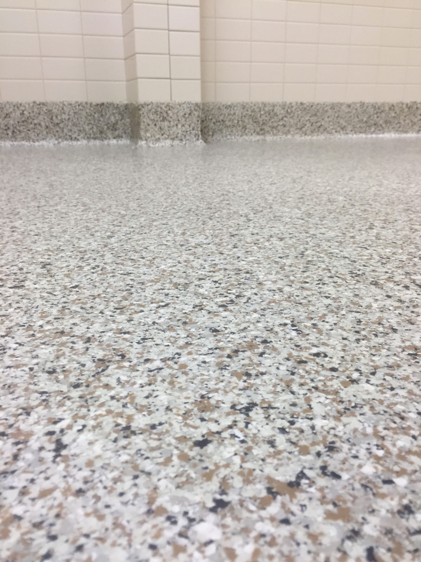 6a2ad2c0c04bc_Flake Floor_closeup