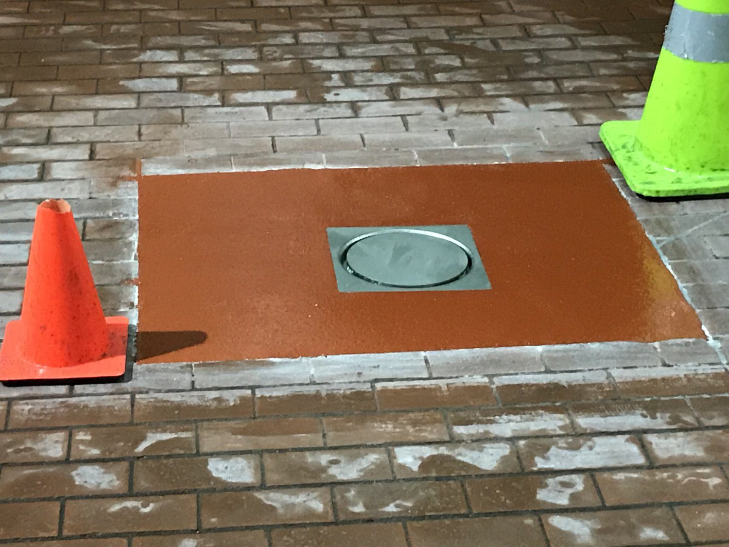 6a2b1ad5ea043_Drain_Urethane Cement Patch